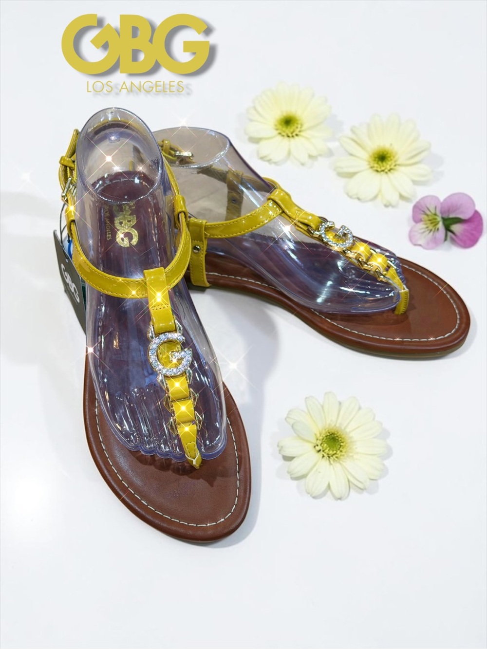 NWT GBG Los Angeles Yellow Patent Crystal "G" Logo T-Strap Sandals - Size 8.5